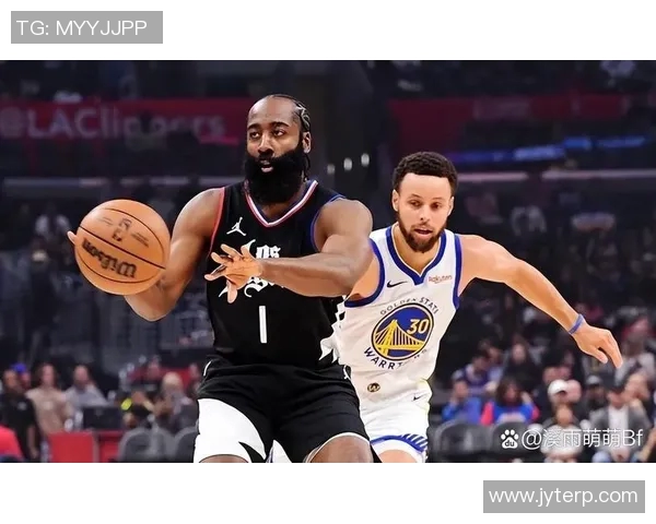 勇士与太阳对决因不可抗力因素宣布延期比赛安排调整